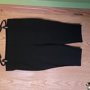 Torrid Size 3 Black Capri Leggings New